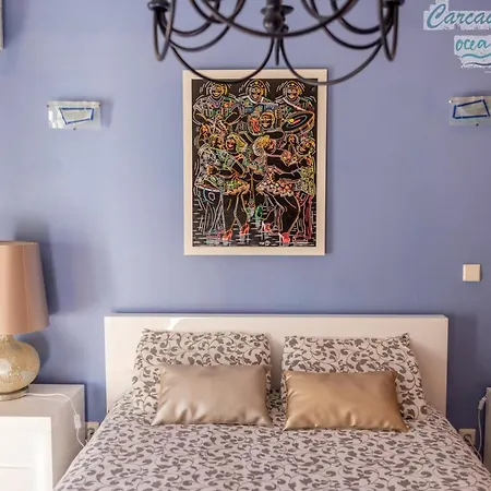 Ocean Breeze Apartment