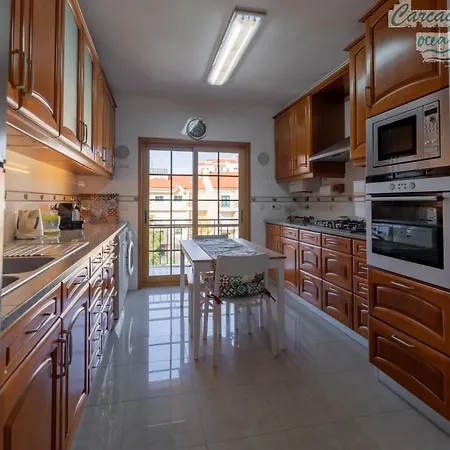 Ocean Breeze Apartamento Carcavelos (Lisbon)